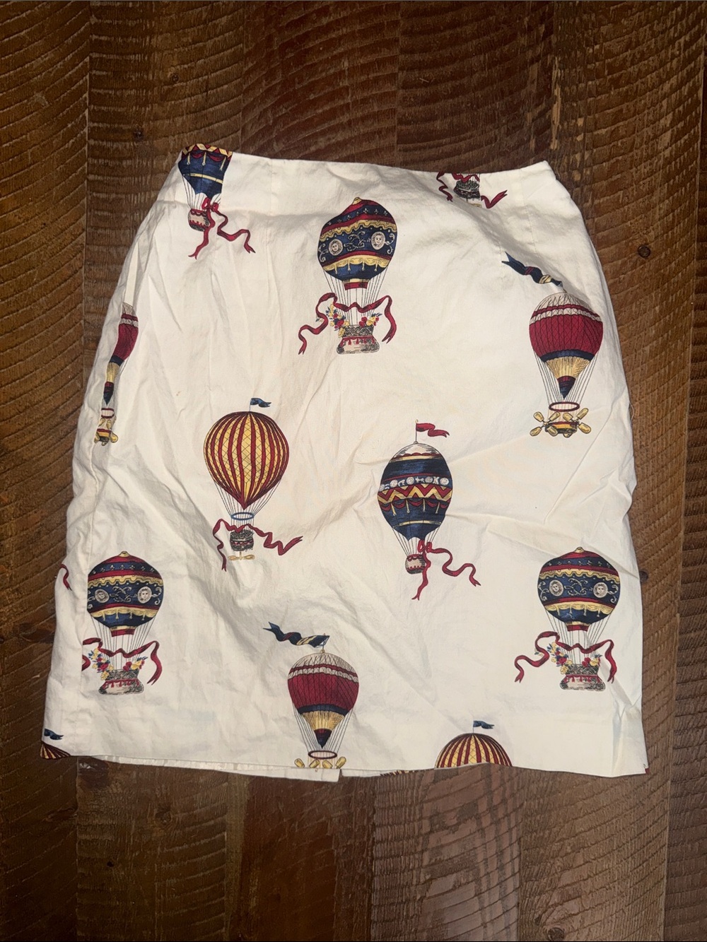 Talbots White Hot Air Balloon Print Mini Skirt with Red and Blue Accents